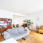 Guestready - Bright Stay For Six Near Montmartre.